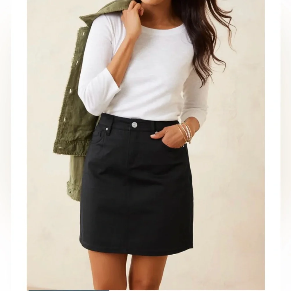 Tommy Bahama Black Boracay Short Skirt Size 12 Beach, Vacation, Travel - Picture 1 of 13